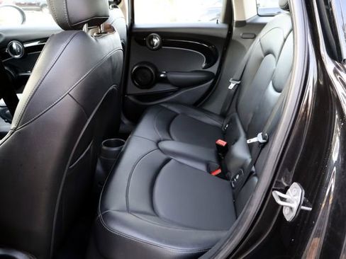 Used 2022 MINI Cooper S image 24