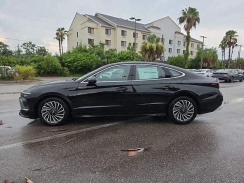 New 2026 Hyundai Sonata Limited FWD image 3