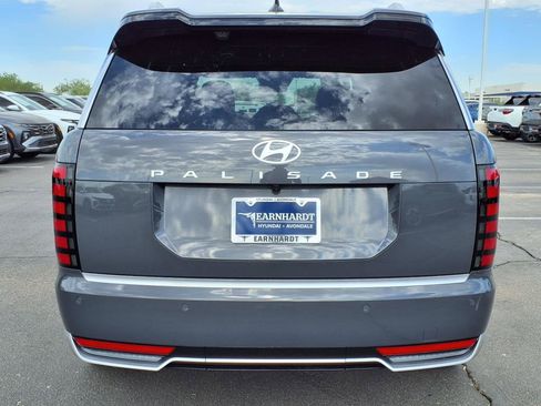 New 2026 Hyundai Palisade Calligraphy FWD image 3