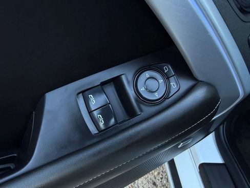 Used 2016 Chevrolet Camaro SS RWD image 33