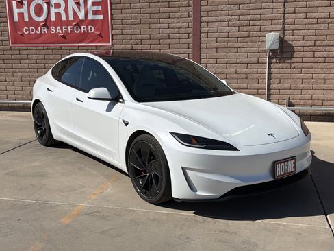 Used 2025 Tesla Model 3 Performance image 5