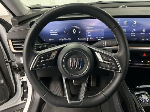 Certified 2025 Buick Envision Sport Touring image 11