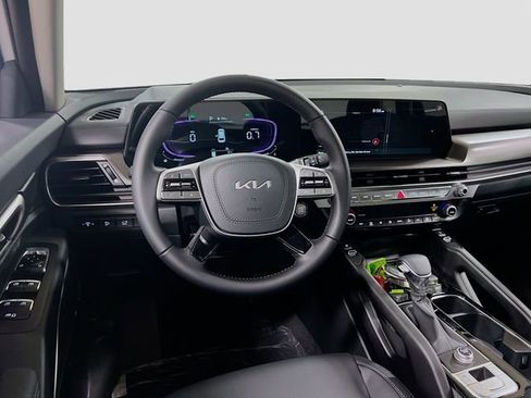 New 2025 Kia Telluride S image 24