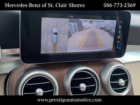 Used 2021 Mercedes-Benz GLC 300 4MATIC image 23