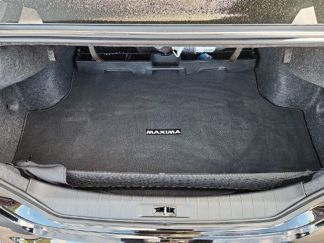 Used 2023 Nissan Maxima SR w/ Sport Mat Group FWD image 28