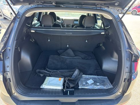 Certified 2023 Hyundai Tucson SE image 18