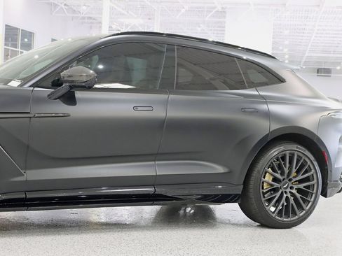 Used 2023 Aston Martin DBX 707 AWD/4WD image 3