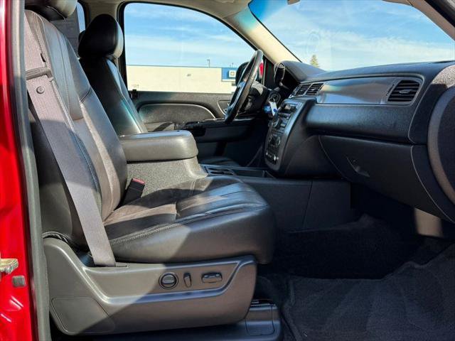 Used 2012 Chevrolet Tahoe LT w/ Suspension Package, Off-Road AWD/4WD image 13