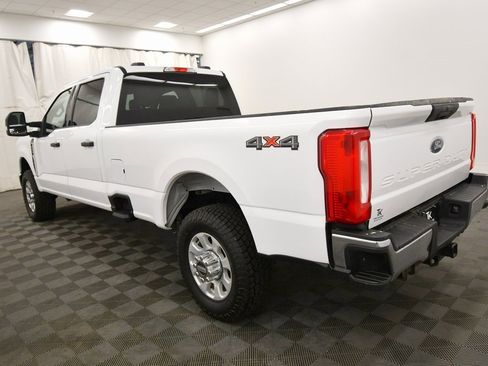 Used 2023 Ford F250 XLT image 5