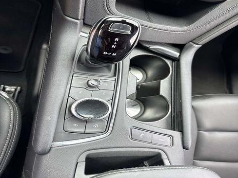 Used 2023 Cadillac XT6 Luxury FWD image 24