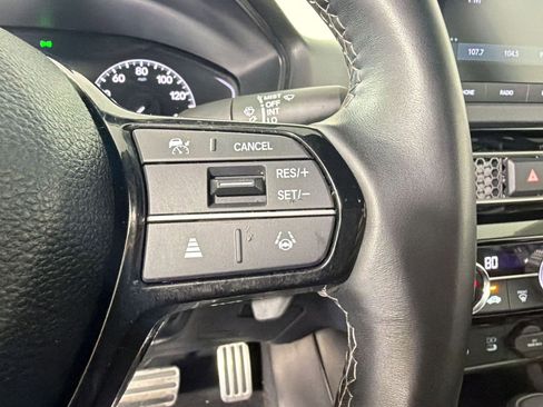 Used 2025 Honda Civic Sport image 31