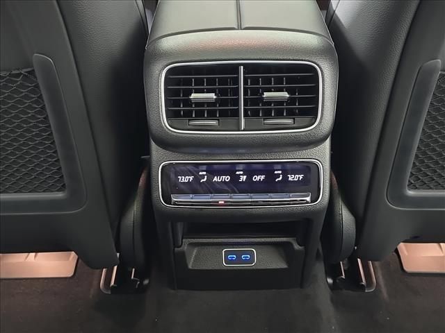 Used 2026 Mercedes-Benz GLS 450 4MATIC image 28