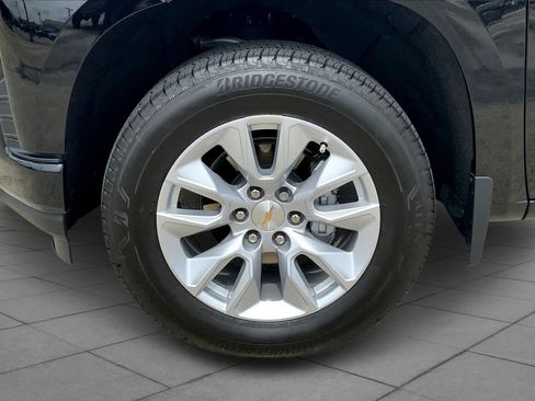 Used 2021 Chevrolet Silverado 1500 Custom RWD image 11