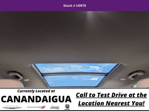 Used 2022 Jeep Grand Cherokee Limited 4xe w/ Luxury Tech Group II AWD/4WD image 18