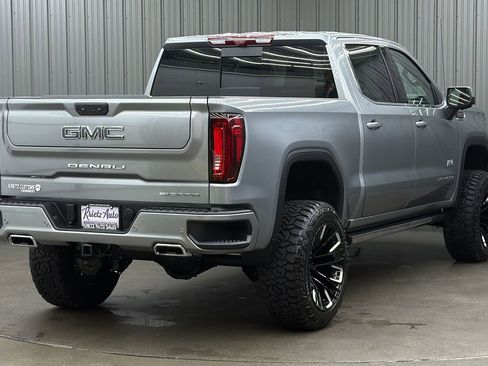 Used 2025 GMC Sierra 1500 Denali w/ Denali Reserve Package image 5