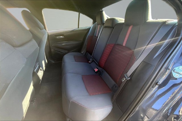 Used 2026 Toyota Corolla SE w/ SE Package FWD image 20