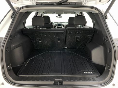 Used 2022 Chevrolet Equinox LT image 43
