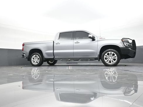 Used 2024 Chevrolet Silverado 1500 LTZ w/ Technology Package AWD/4WD image 38