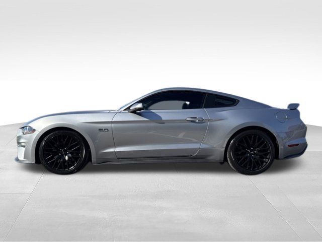 Used 2020 Ford Mustang GT Premium w/ GT Performance Package RWD image 4