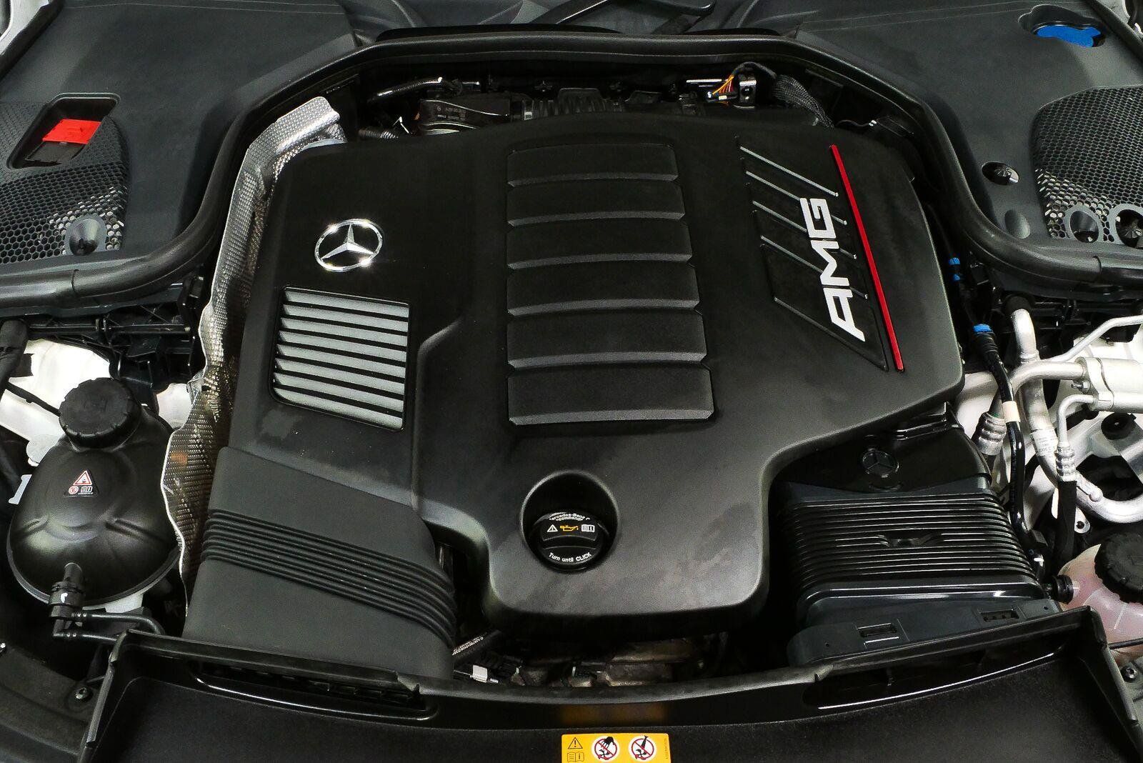 Used 2022 Mercedes-Benz AMG GT 53 image 33