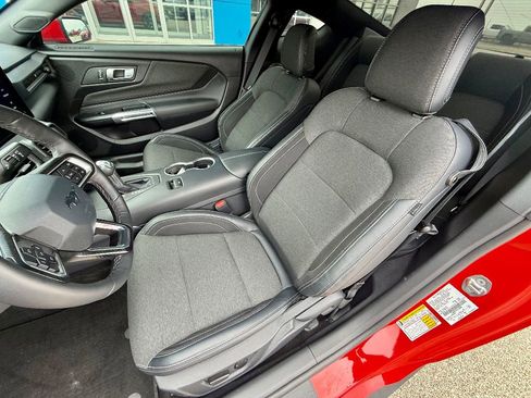 Used 2024 Ford Mustang Coupe image 12