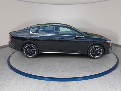 New 2026 Kia K4 GT-Line w/ GT-Line Sunroof Package image 4