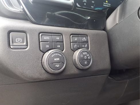 Used 2023 Chevrolet Silverado 1500 LTZ AWD/4WD image 15