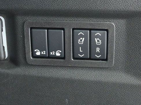 Used 2025 GMC Yukon Elevation w/ LPO, Floor Liner Package RWD image 33