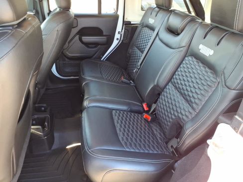 Used 2021 Jeep Wrangler Unlimited Sport image 18