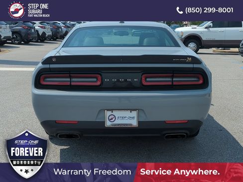 Used 2022 Dodge Challenger R/T Scat Pack w/ Plus Package RWD image 6