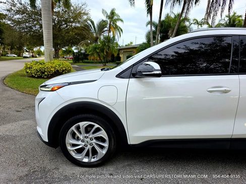 Used 2022 Chevrolet Bolt EUV LT w/ Driver Confidence Package image 55