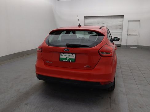 Used 2016 Ford Focus SE FWD image 7