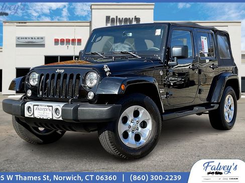 Used 2015 Jeep Wrangler Unlimited Sahara image 1
