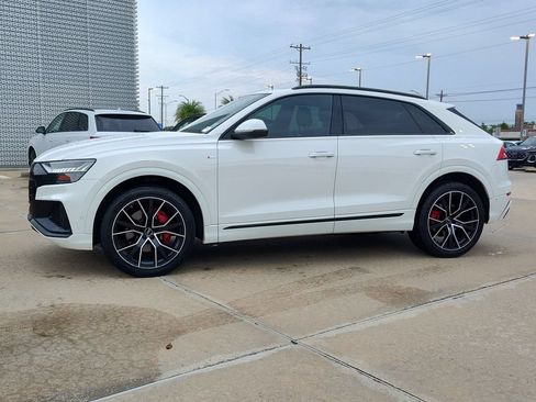 Used 2023 Audi Q8 Premium Plus AWD/4WD image 3