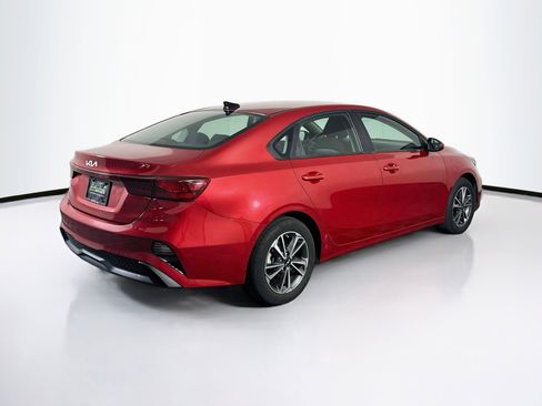 Used 2024 Kia Forte LXS FWD image 9