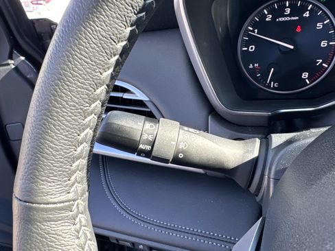 Used 2025 Subaru Outback Limited XT image 29