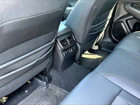 Used 2025 Subaru Outback Wilderness AWD/4WD image 10