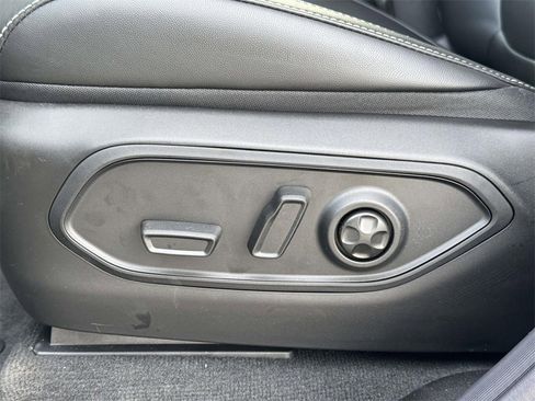 New 2025 Jeep Grand Cherokee Limited w/ Black Appearance Package image 29