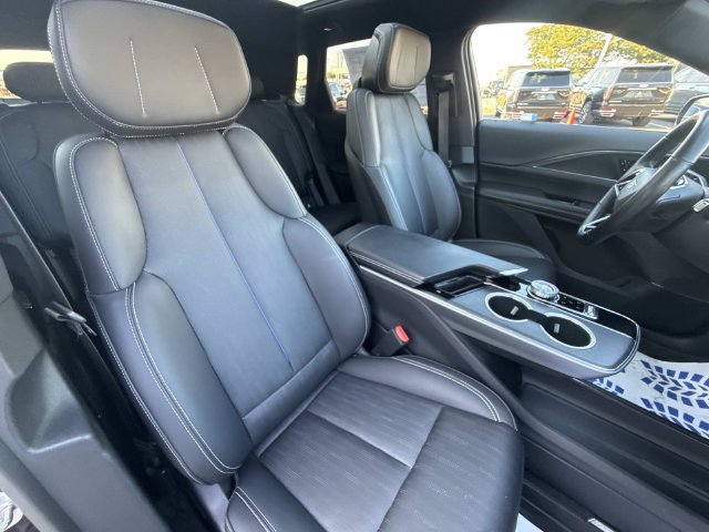 Certified 2024 Cadillac Lyriq Sport w/ LPO, Floor Liner Package AWD/4WD image 21
