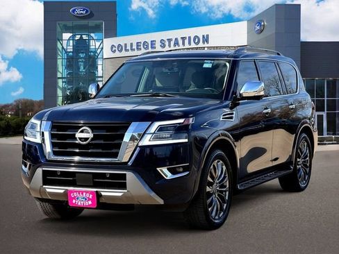 Used 2023 Nissan Armada Platinum w/ Cargo Package image 2