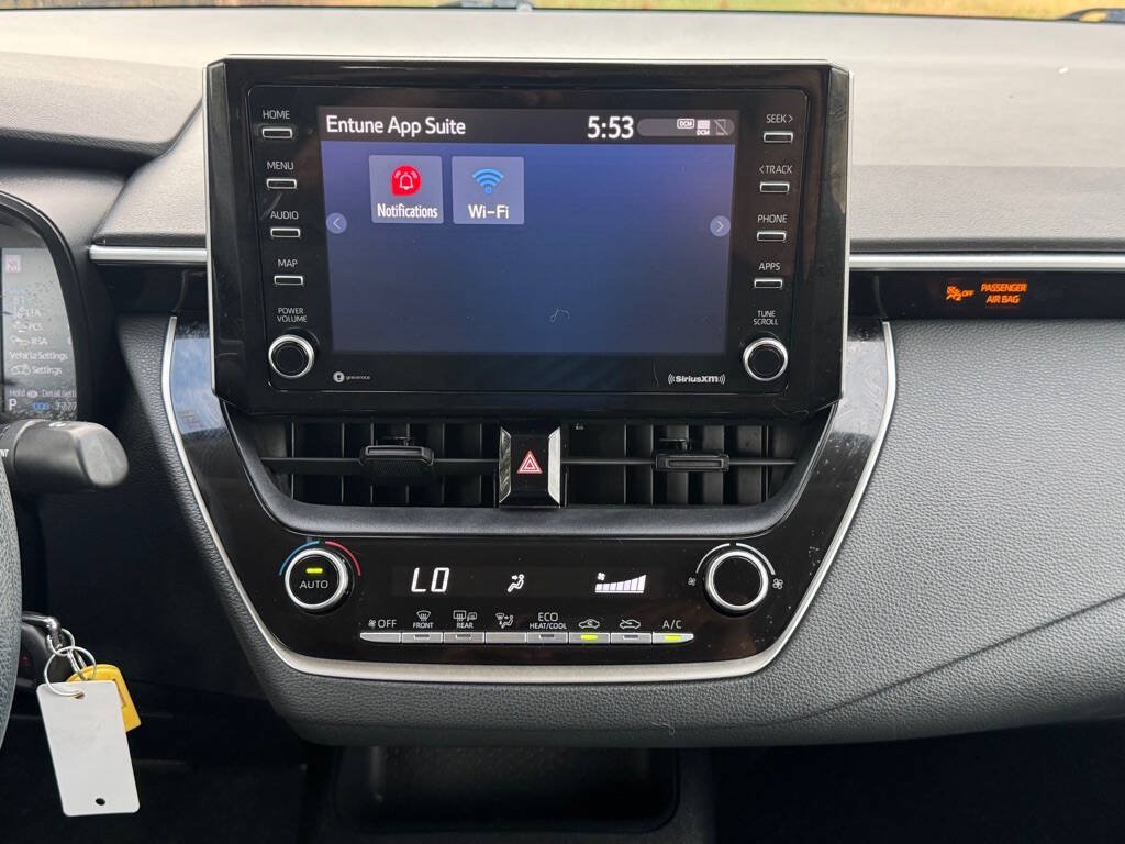 Used 2021 Toyota Corolla LE w/ Carpet Mat Package (TMS) FWD image 23
