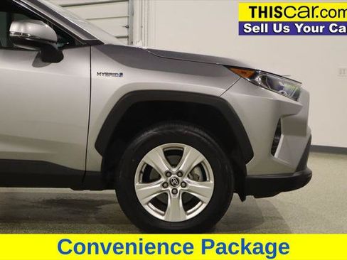 Used 2021 Toyota RAV4 XLE w/ Convenience Package AWD/4WD image 12