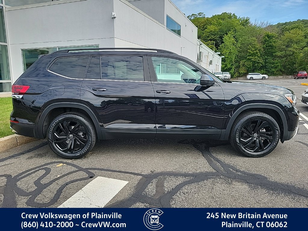 Certified 2023 Volkswagen Atlas SE w/ Panoramic Sunroof Package AWD/4WD image 33
