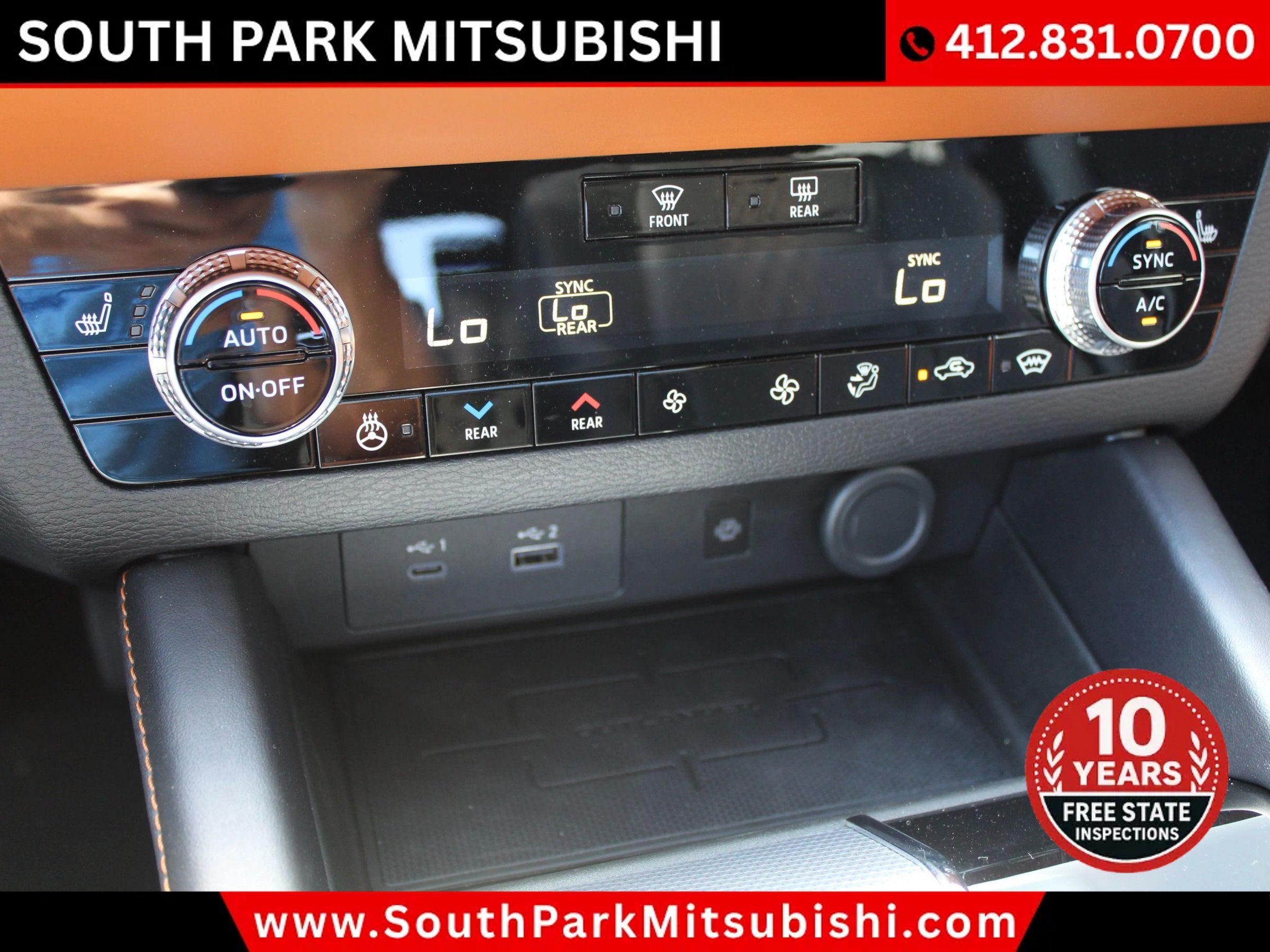 Used 2025 Mitsubishi Outlander 4WD Plug-In Hybrid image 24