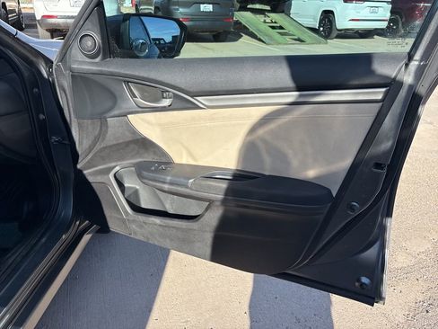Used 2018 Honda Civic EX image 25