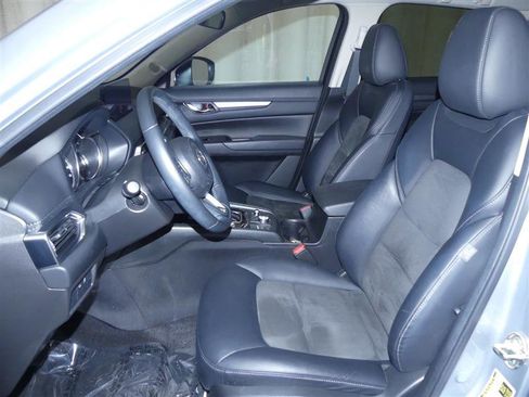 Used 2021 MAZDA CX-5 Touring image 19