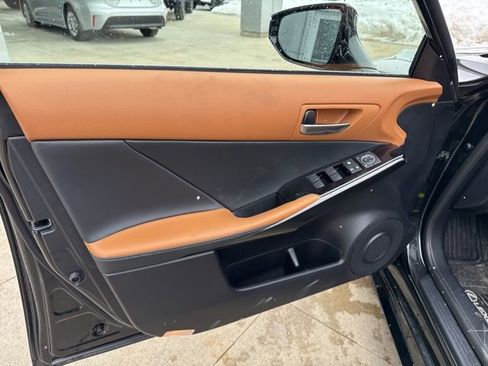 Used 2025 Lexus IS 350 F Sport w/ Navigation Package image 23