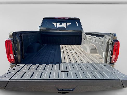 Used 2023 GMC Sierra 2500 Denali w/ Technology Package AWD/4WD image 11