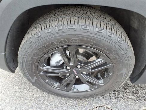 Used 2024 GMC Terrain AT4 w/ Infotainment Package II AWD/4WD image 15