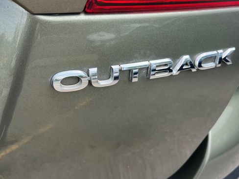 Used 2019 Subaru Outback 2.5i Limited AWD/4WD image 27